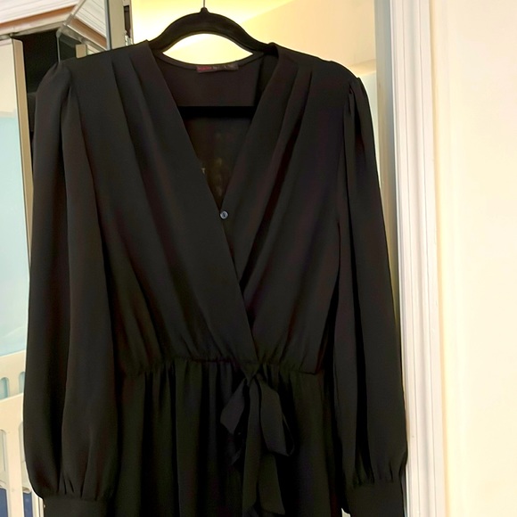 Dress Dressy Beautiful - Picture 1 of 9